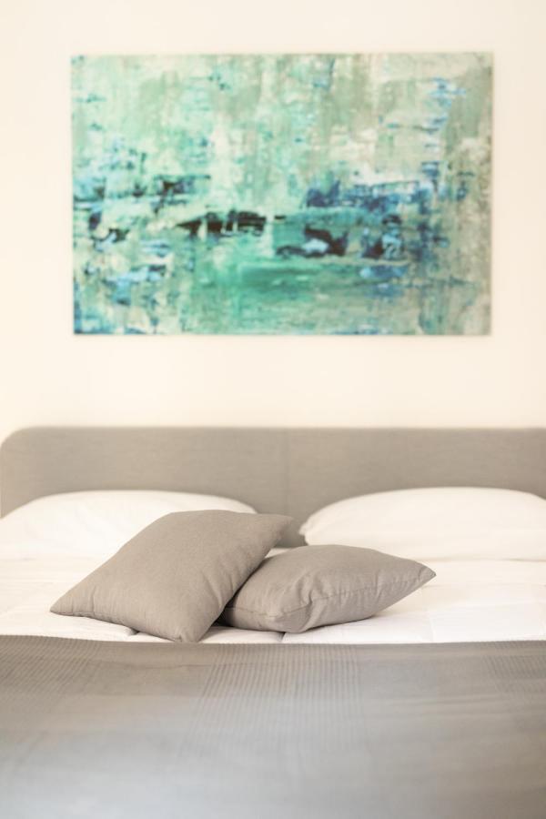 Nella'S Carlo III Apartment 나폴리 외부 사진