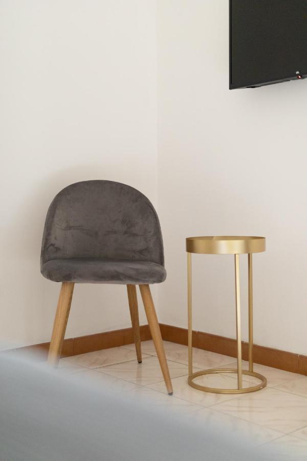 Nella'S Carlo III Apartment 나폴리 외부 사진